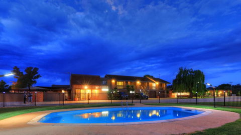 Motel Meneres - Kingaroy Accommodation 0
