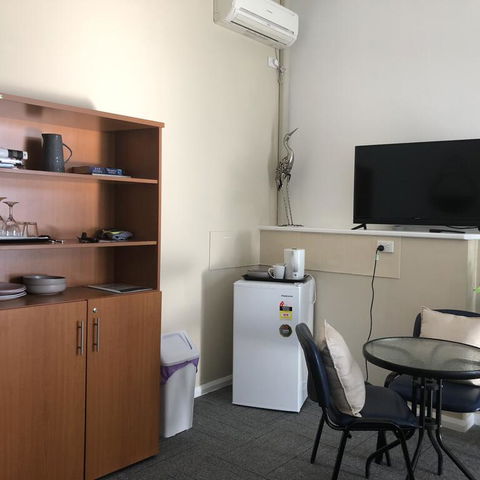 Motel Rooms At Morisset Serviced Apartments - Kingaroy Accommodation 3