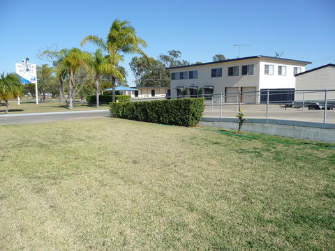 Moura Motel - Kingaroy Accommodation 2