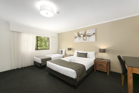 Mt Ommaney Hotel Apartments - Kingaroy Accommodation 2