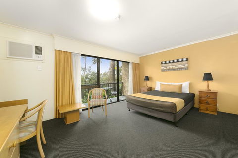 Mt Ommaney Hotel Apartments - Kingaroy Accommodation 1