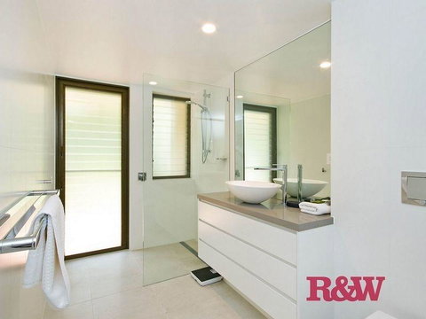 Naousa 5 - Kingaroy Accommodation 3