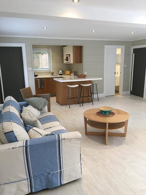 Nautilus Avalon Beach - Kingaroy Accommodation 0