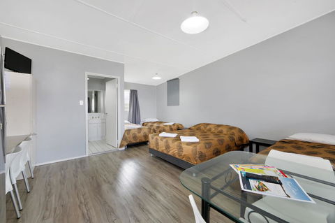 Ned Kelly's Motel - Kingaroy Accommodation 3