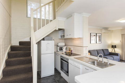 Subiaco Village 30 - Kingaroy Accommodation 9