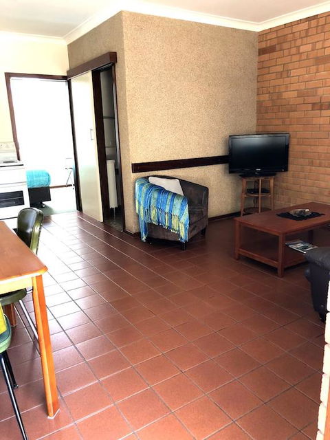 Augusta Escape Holiday Units - Kingaroy Accommodation 14