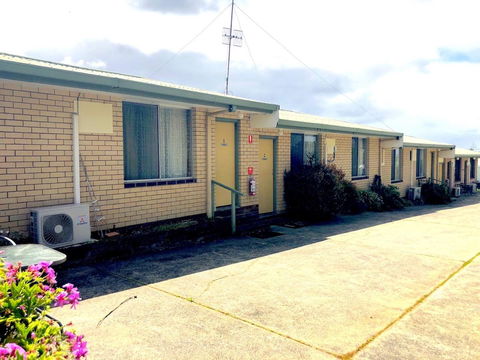 Augusta Escape Holiday Units - Kingaroy Accommodation 0
