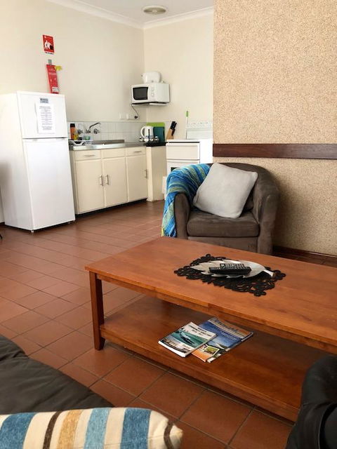 Augusta Escape Holiday Units - Kingaroy Accommodation 15