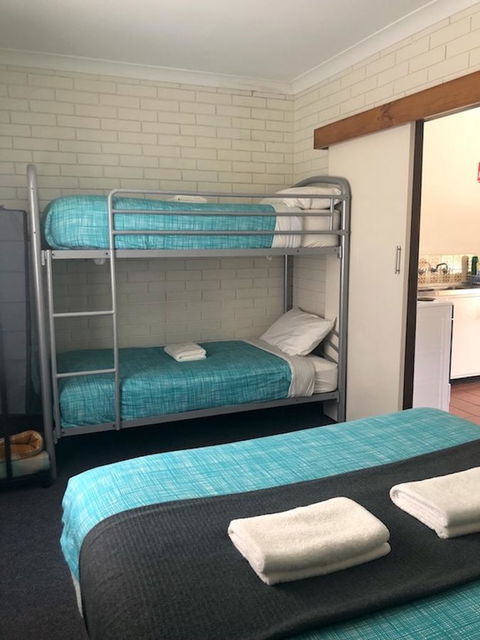 Augusta Escape Holiday Units - Kingaroy Accommodation 6