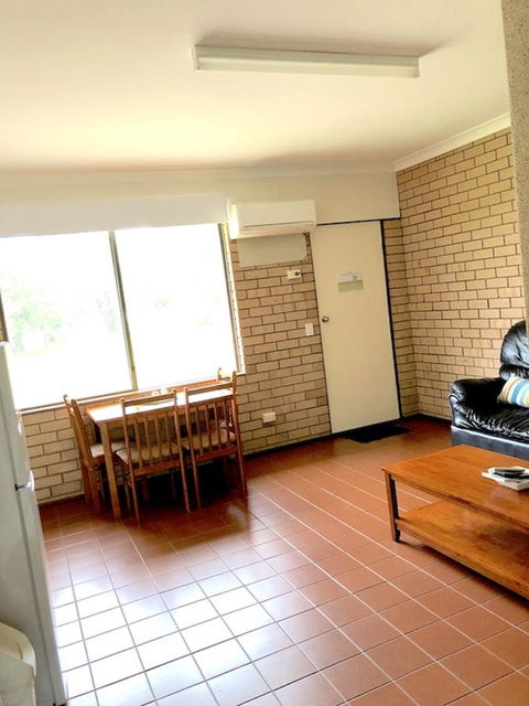 Augusta Escape Holiday Units - Kingaroy Accommodation 8