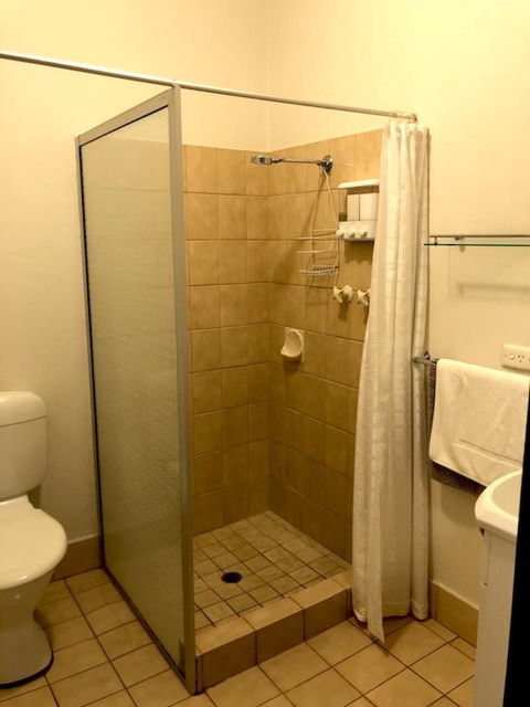Augusta Escape Holiday Units - Kingaroy Accommodation 3