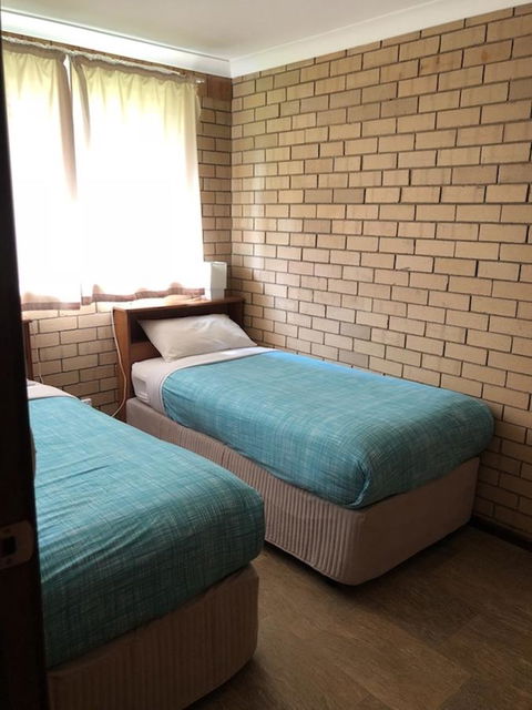 Augusta Escape Holiday Units - Kingaroy Accommodation 36
