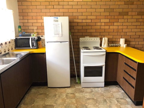 Augusta Escape Holiday Units - Kingaroy Accommodation 23