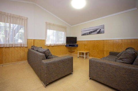 Discovery Parks - Woodman Point - Kingaroy Accommodation 14
