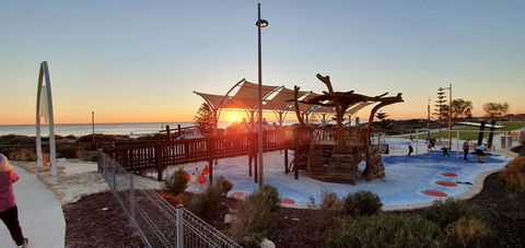 Scarborough Beach Front Resort - Shell Ten - Kingaroy Accommodation 18
