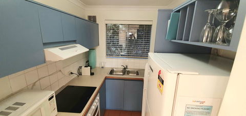 Scarborough Beach Front Resort - Shell Ten - Kingaroy Accommodation 4