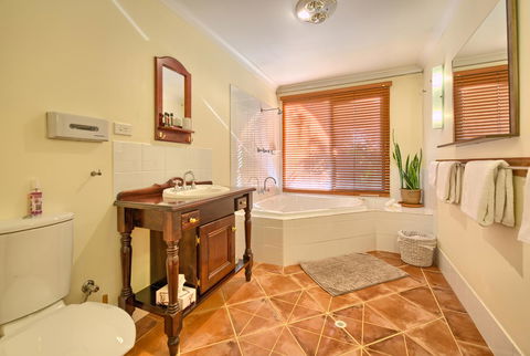 Spencer Suites Albany - Kingaroy Accommodation 7