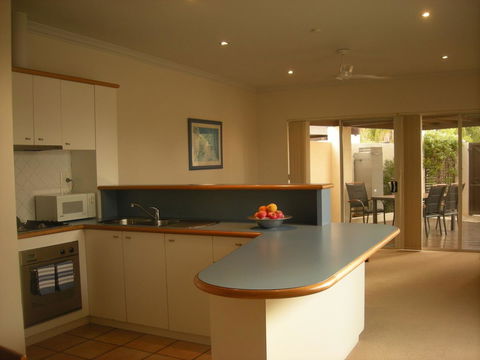 Dunes Scarborough Beach - Kingaroy Accommodation 14