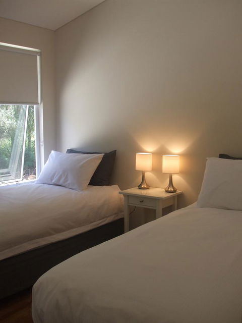 Cape Villas Dunsborough Unit 2 - Kingaroy Accommodation 13