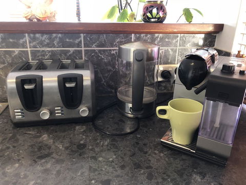 BeachHideaway@Scarborough - Kingaroy Accommodation 26