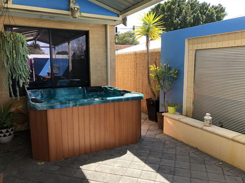 BeachHideaway@Scarborough - Kingaroy Accommodation 34