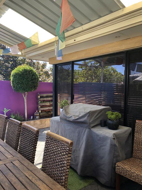BeachHideaway@Scarborough - Kingaroy Accommodation 12