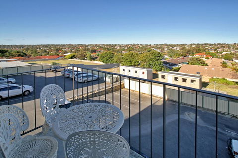 Summer Breeze - Holiday Or Business Apartment - Kingaroy Accommodation 8