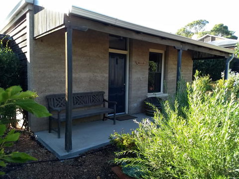 Hotham Ridge Estate - Kingaroy Accommodation 24