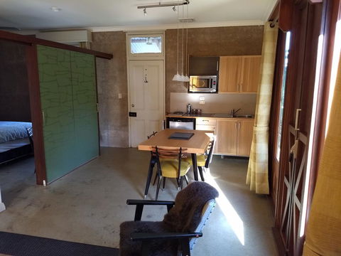 Hotham Ridge Estate - Kingaroy Accommodation 6