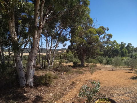 Hotham Ridge Estate - Kingaroy Accommodation 13