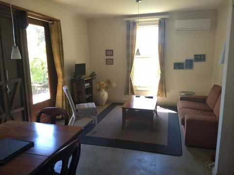 Hotham Ridge Estate - Kingaroy Accommodation 10