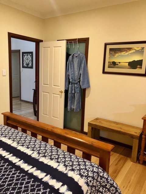 Denmark Reflections - Kingaroy Accommodation 4