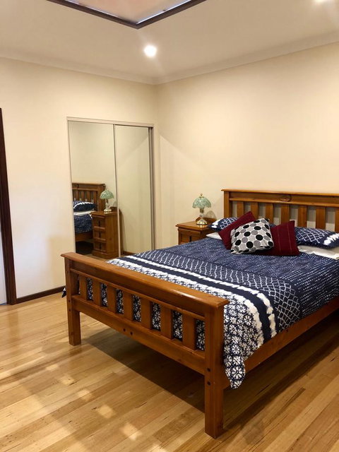 Denmark Reflections - Kingaroy Accommodation 6