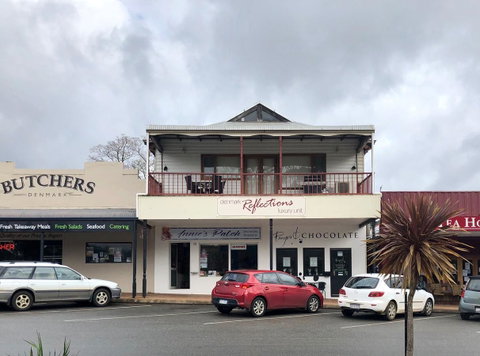 Denmark Reflections - Kingaroy Accommodation 0