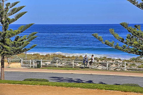 Beachfront @ Scarbs - Kingaroy Accommodation 14