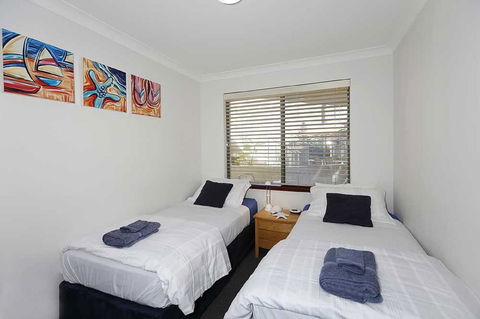 Beachfront @ Scarbs - Kingaroy Accommodation 8