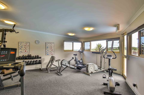 Moonlight Bay Suites - Kingaroy Accommodation 16