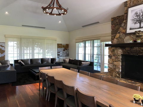 Caves Road Guest Houses - Kingaroy Accommodation 12