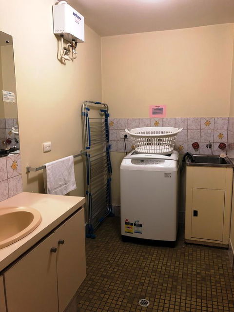 West Beach Lagoon 208 â€“ Great Value! - Kingaroy Accommodation 13