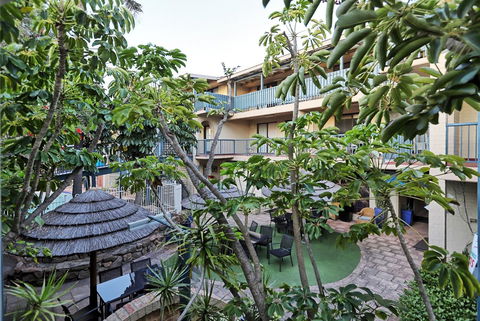 West Beach Lagoon 208 â€“ Great Value! - Kingaroy Accommodation 24