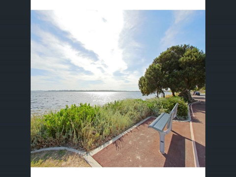 Applecross Village Apartment - Kingaroy Accommodation 40