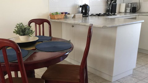 Applecross Village Apartment - Kingaroy Accommodation 8