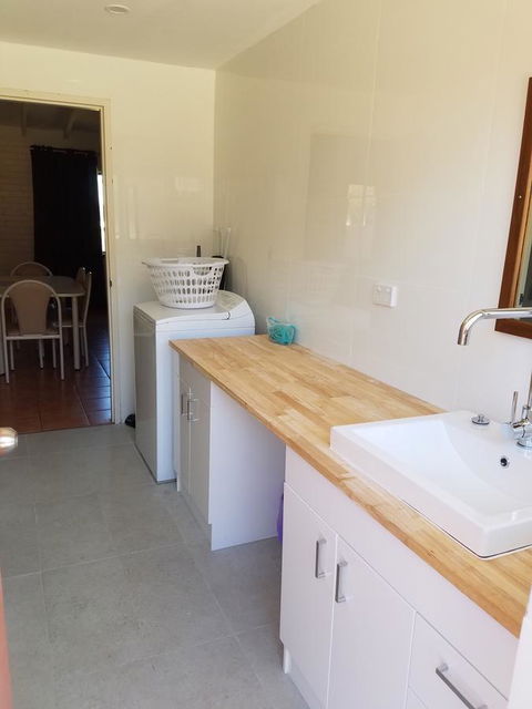 Kalbarri Seaview Villas - Kingaroy Accommodation 0