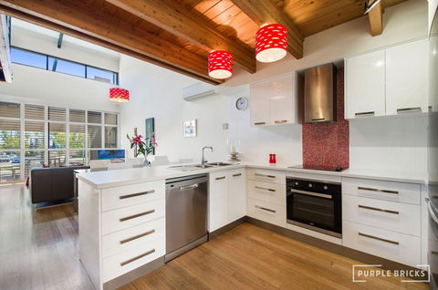 Spacious Central Townhouse - Kingaroy Accommodation 3