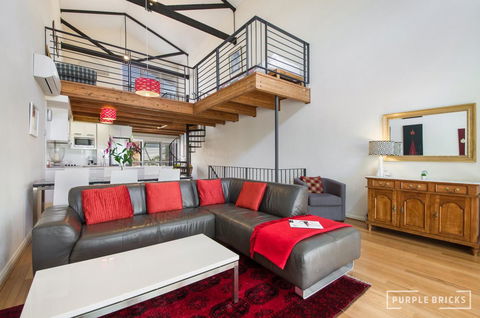 Spacious Central Townhouse - Kingaroy Accommodation 2