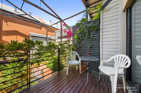Spacious Central Townhouse - Kingaroy Accommodation 10