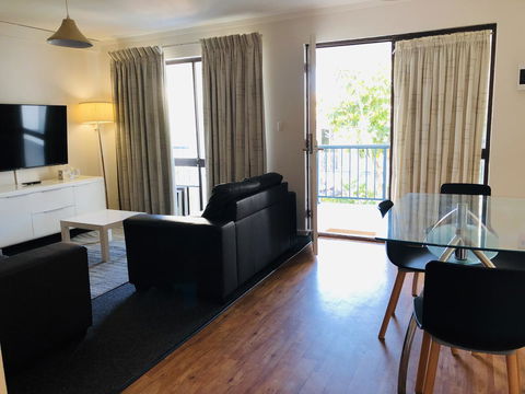 West Beach Lagoon 107 - Great Value - Kingaroy Accommodation 7