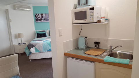 Palm Beach Bed & Breakfast - Kingaroy Accommodation 11