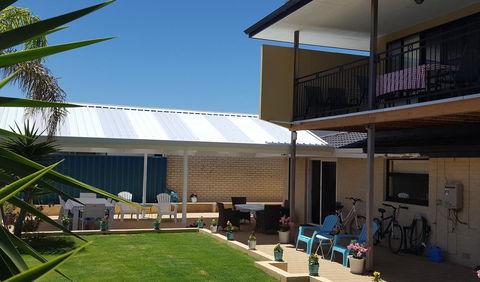 Palm Beach Bed & Breakfast - Kingaroy Accommodation 2