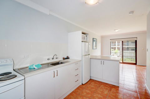 West Beach Lagoon 204 â€“ Ground Floor - Kingaroy Accommodation 6